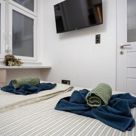 Relax Apartment By The Parliament Budapest Ngoại thất bức ảnh
